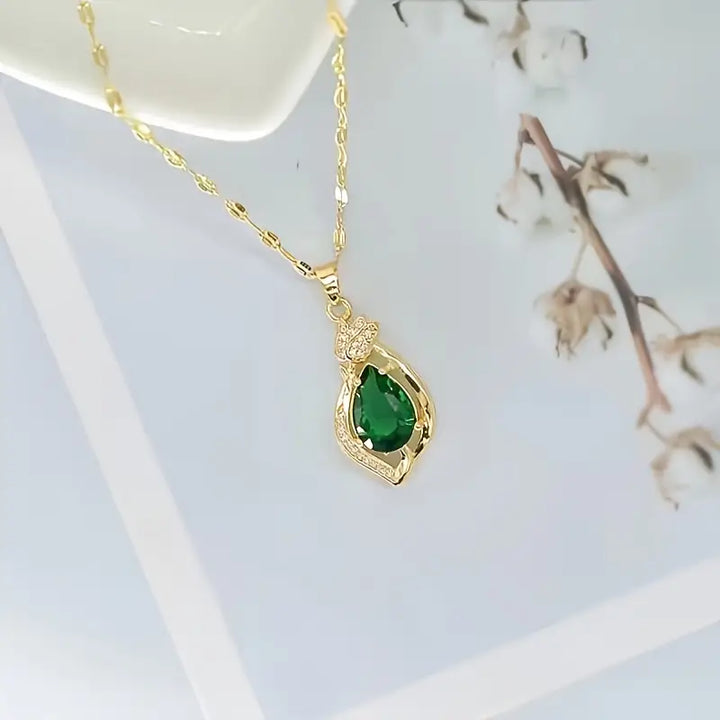 Gold Pendant Necklace | Liana Moretti Statement Jewelry