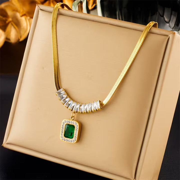 Emerald Statement Necklace in Gold | Elegant Prism Design