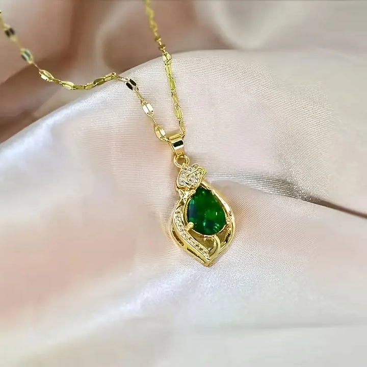 Gold Pendant Necklace | Liana Moretti Statement Jewelry