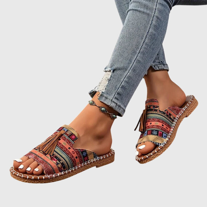 Orthopedic Sandals for Women with Arch Support and Adjustable Straps