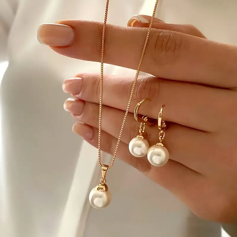 Pearl Jewelry Set Gold Tone Necklace Earrings Elegant Bridal