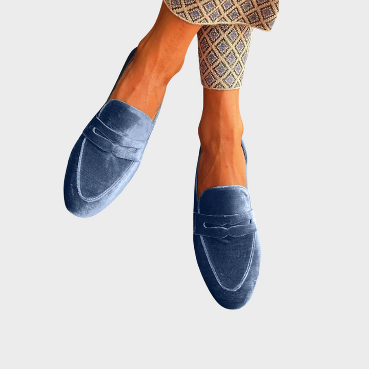 Women's Comfortable Loafers | Classic Leather Flats for All Day Wear