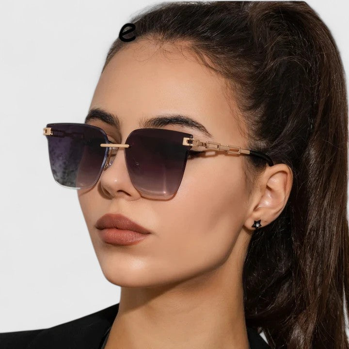 Cat Eye Sunglasses with Gradient Lenses - Lightweight Frame