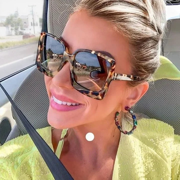 Oversized Sunglasses for Women with UV Protection and Gradient Lens