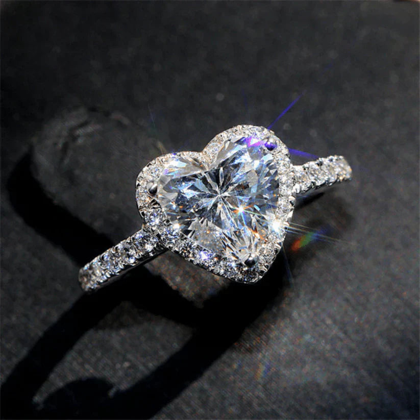 White Gold Statement Ring - Elegant Coralia Amouré Design