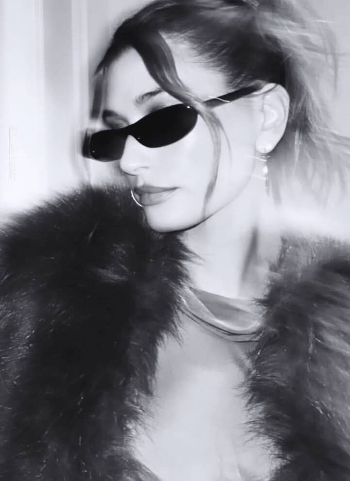 Oval Cat Eye Sunglasses for Women - UV Protection Retro Style