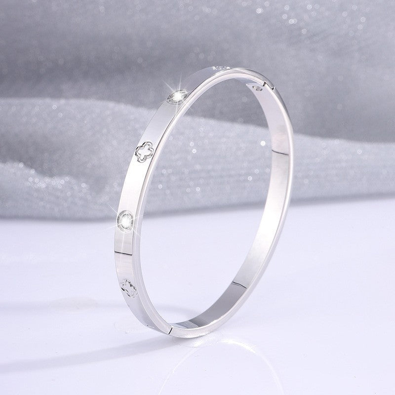 Gold Bracelet for Women | Allegra Ventorini Classic Design