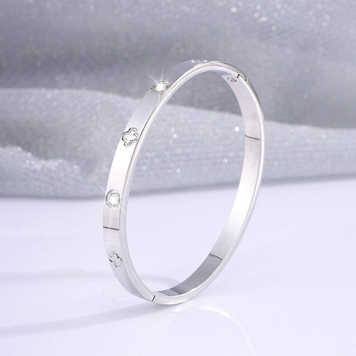 Gold Bracelet for Women | Allegra Ventorini Classic Design