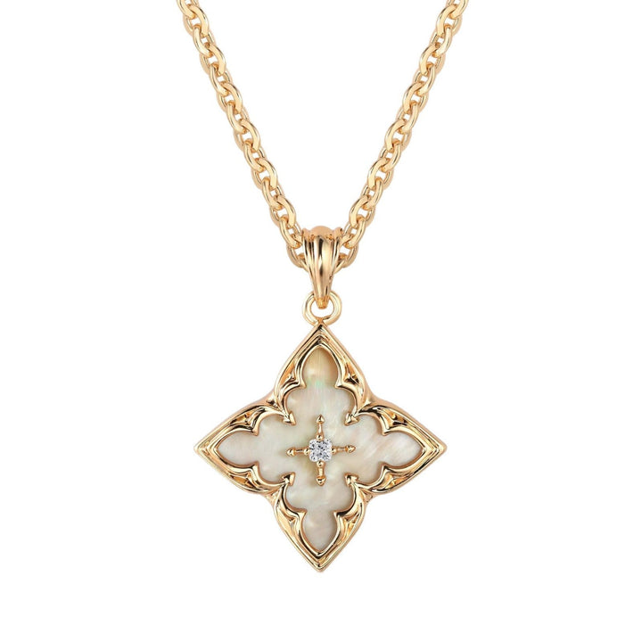 Gold Clover Pendant Necklace | Delicate Everyday Layering Necklace