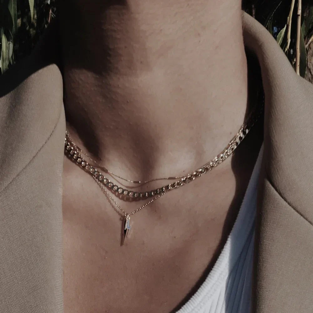 Flat Link Curb Chain Necklace in White Gold Finish