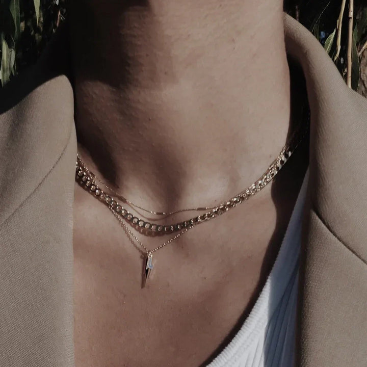 Flat Link Curb Chain Necklace in White Gold Finish