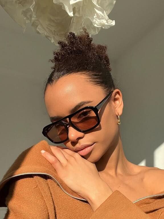 Oval Sunglasses for Women - Vintage Inspired UV Protection