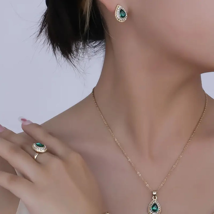 Gold Jewelry Set - Elegant Necklace and Earring Set