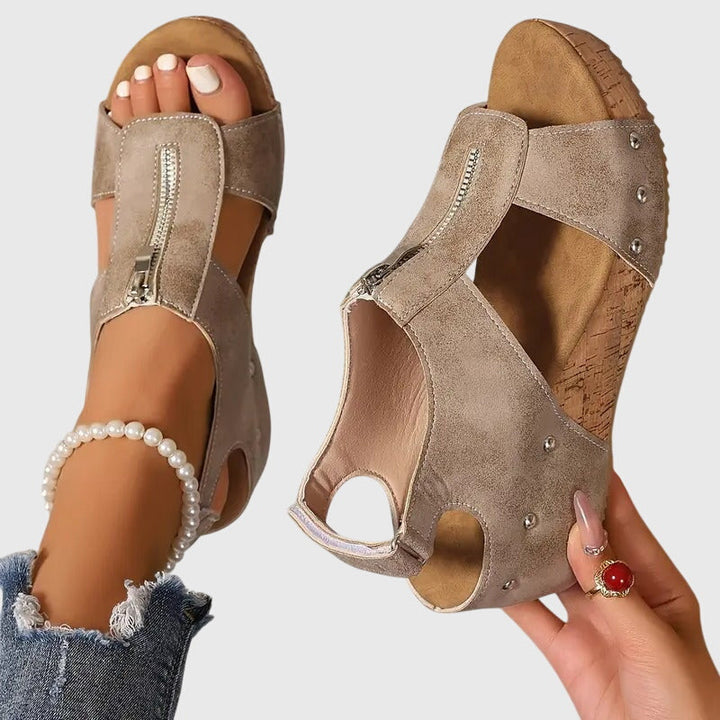Orthopedic Sandals for Women with Arch Support and Cushioning