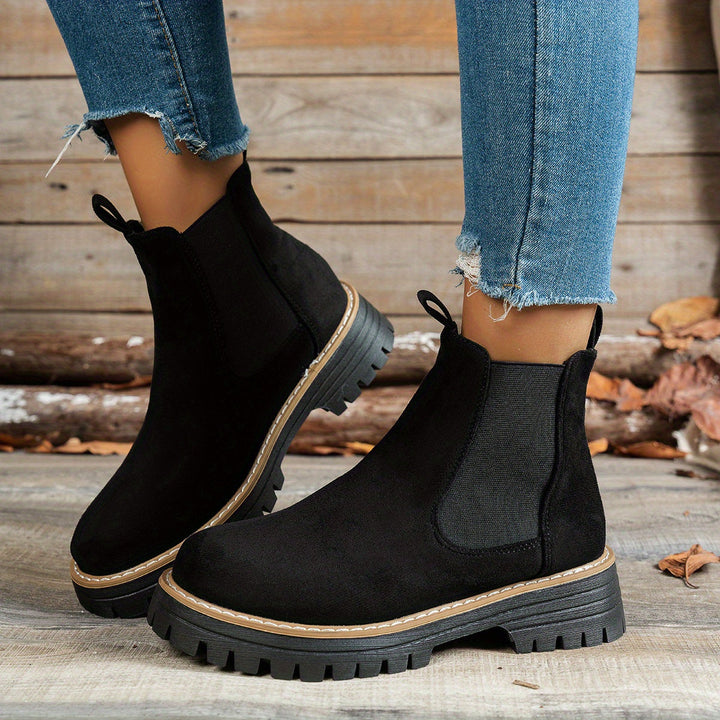 Suede Chelsea Boots Women Round Toe Platform Ankle Boots