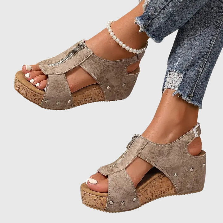 Orthopedic Sandals for Women with Arch Support and Cushioning