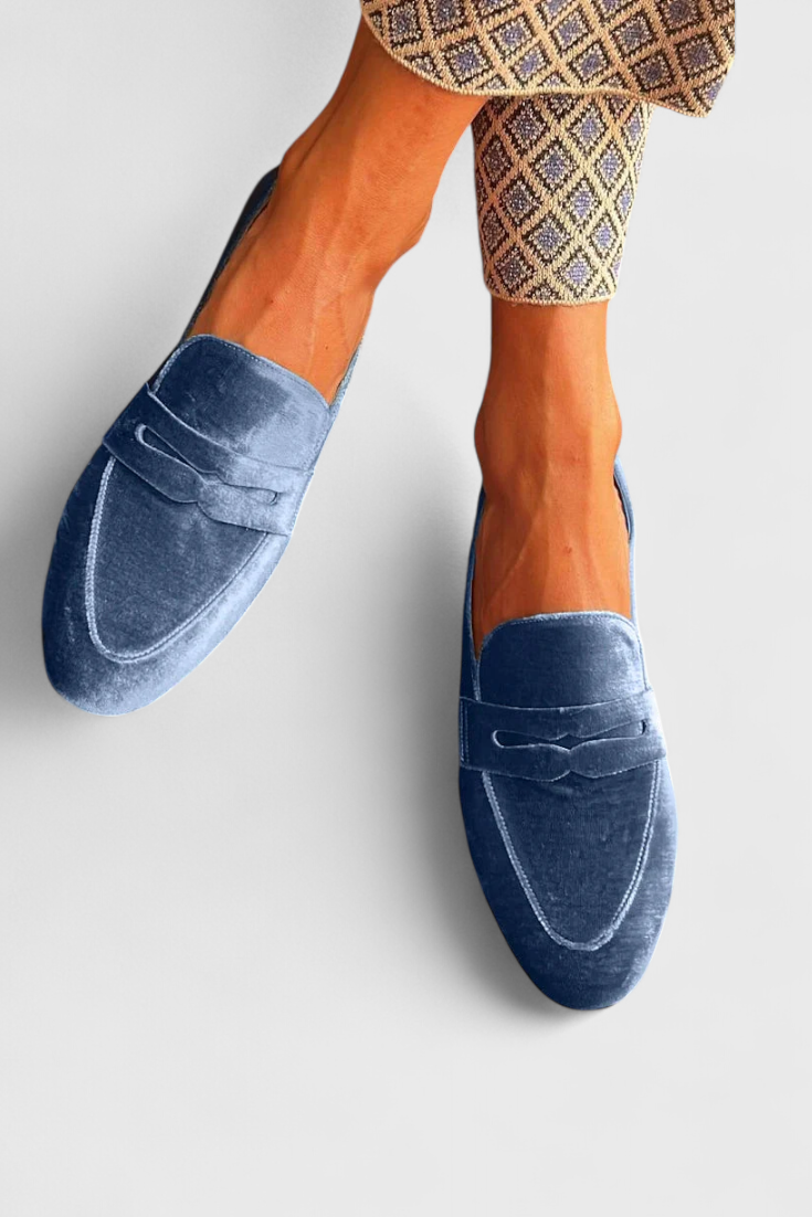 Women's Comfortable Loafers | Classic Leather Flats for All Day Wear