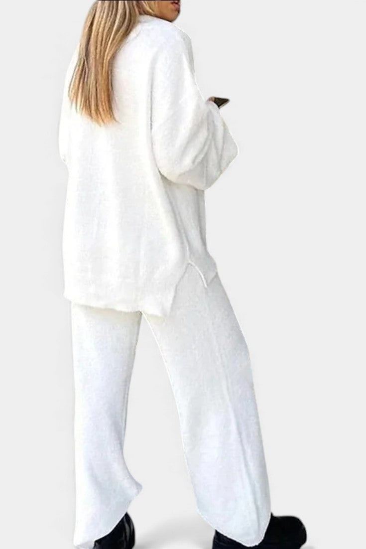 Two Piece Lounge Set for Women - Cozy V-Neck Outfit