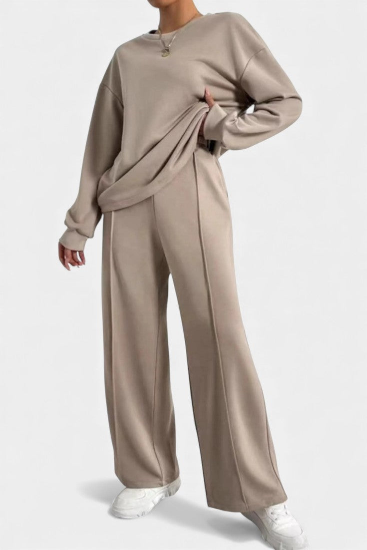 Relaxed Sweatshirt and High Waisted Pants Set for Women