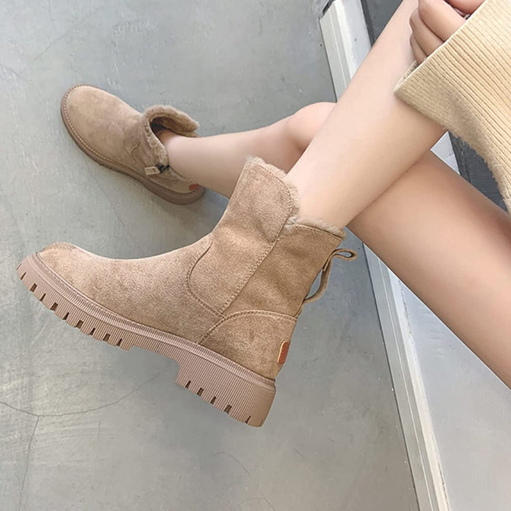 Suede Winter Boots for Women with Faux Fur Lining and Lug Sole