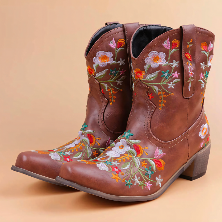 Western Cowgirl Boots for Women Red Floral Embroidered Pointed Toe