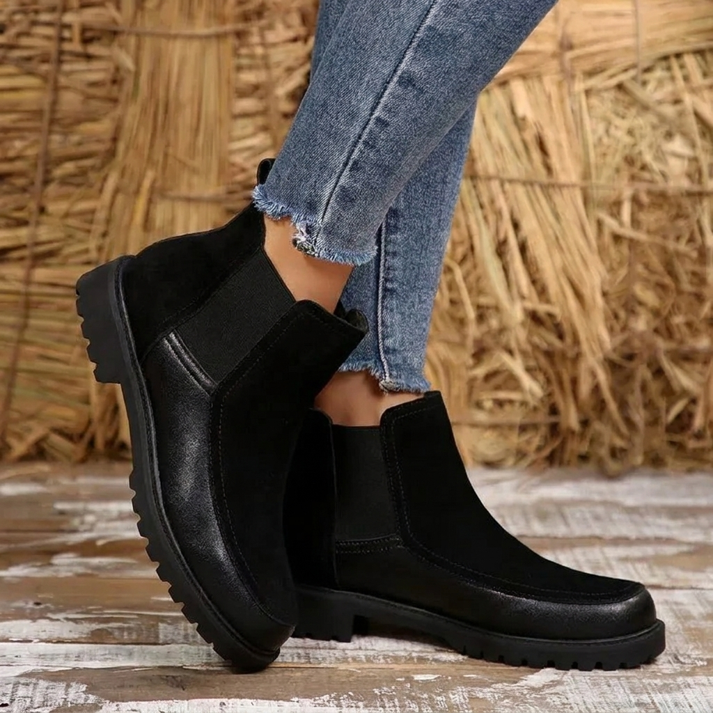 Black Chelsea Ankle Boots for Women with Lug Sole